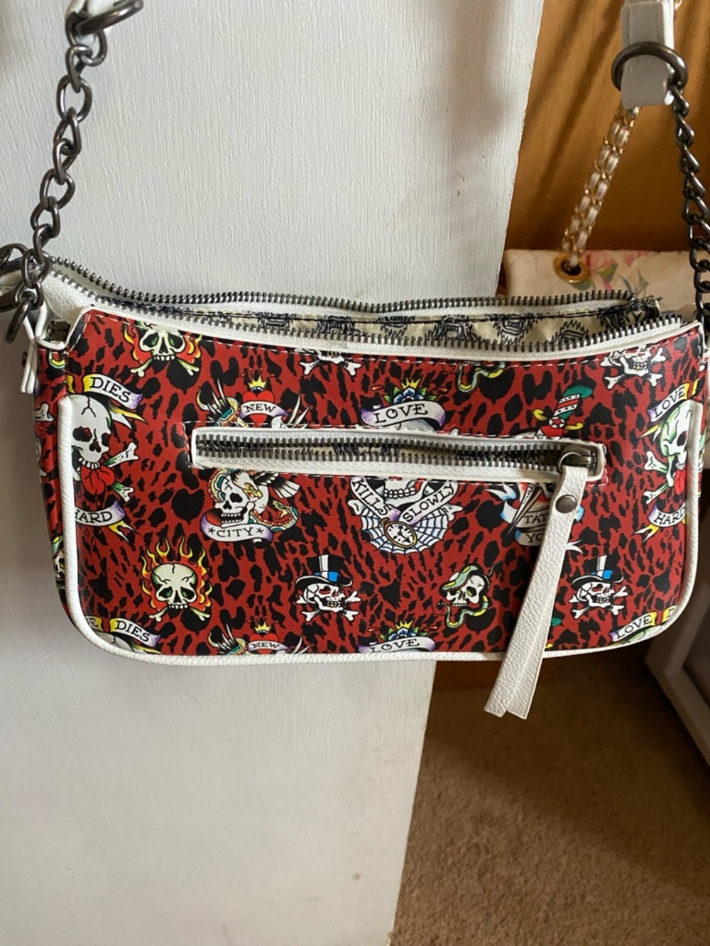 Ed Hardy Red Tattoo-Print Crossbody with White Trim Carried once - Picture 2 of 2